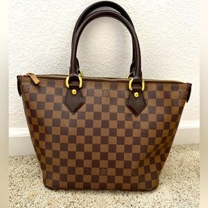 Authentic Louis Vuitton Saleya PM tote Damier Ebene